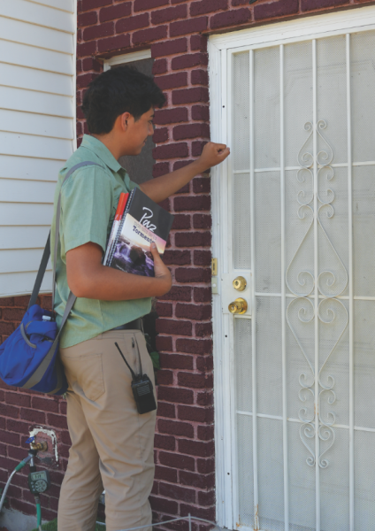 Victor Farias confidently knocks on doors,
knowing the Lord has gone before him.